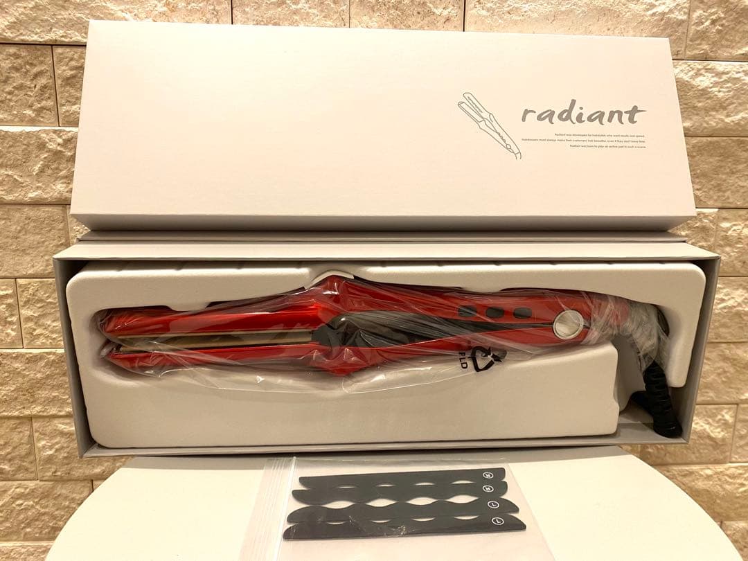 ラディアント　ストレートヘアアイロン28mm 新品未使用品 正規品