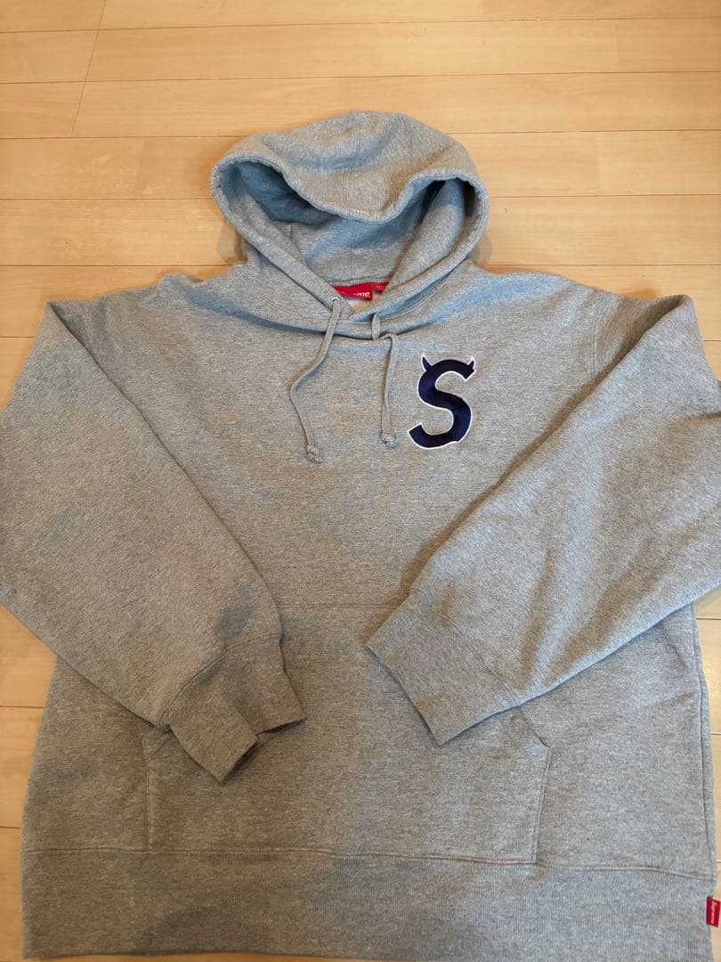 Supreme グレー フーディ Lサイズ