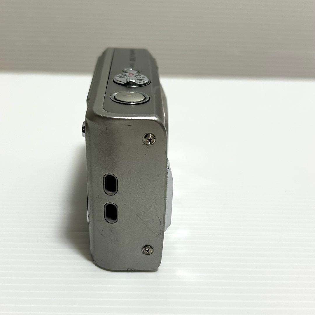 Fujifilm FinePix F31fd シルバー オールドコンデジ