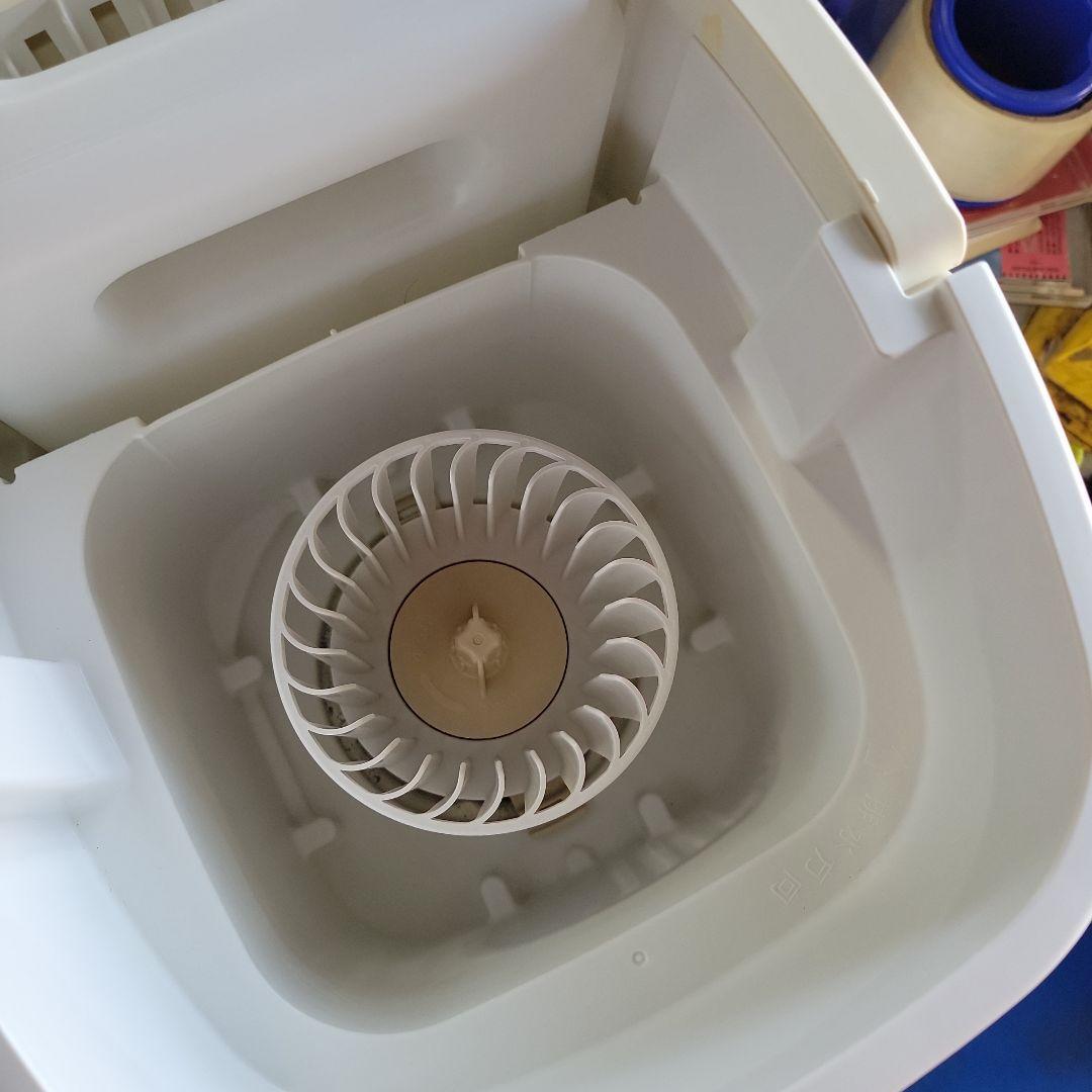 ナノリフレ CNR-400B-W 美容器 ホワイト