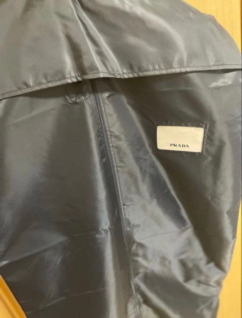 PRADA Re Nylon ギャバジン クロップド ダウンジャケット