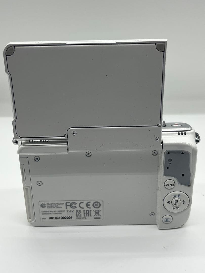 Canon EOS M10 ホワイトミラーレス一眼