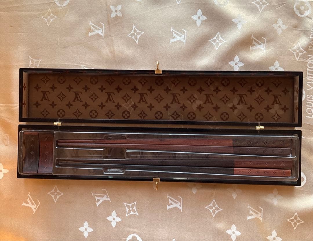 【希少・未使用】ルイヴィトン モノグラム 箸 箸置き セット ケース
