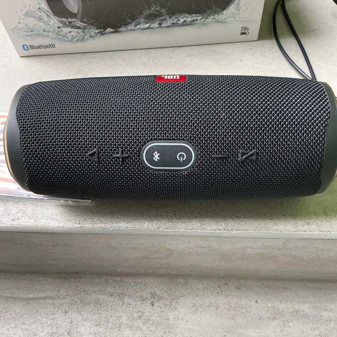 JBL Charge 4 bluetoothスピーカー