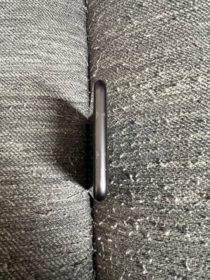 【美品】iPhone8本体バッテリー82%