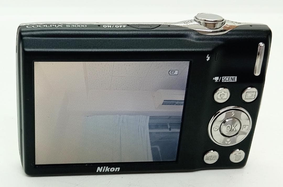 Nikon COOLPIX S3000 コンパクトデジタルカメラ 充電器付き