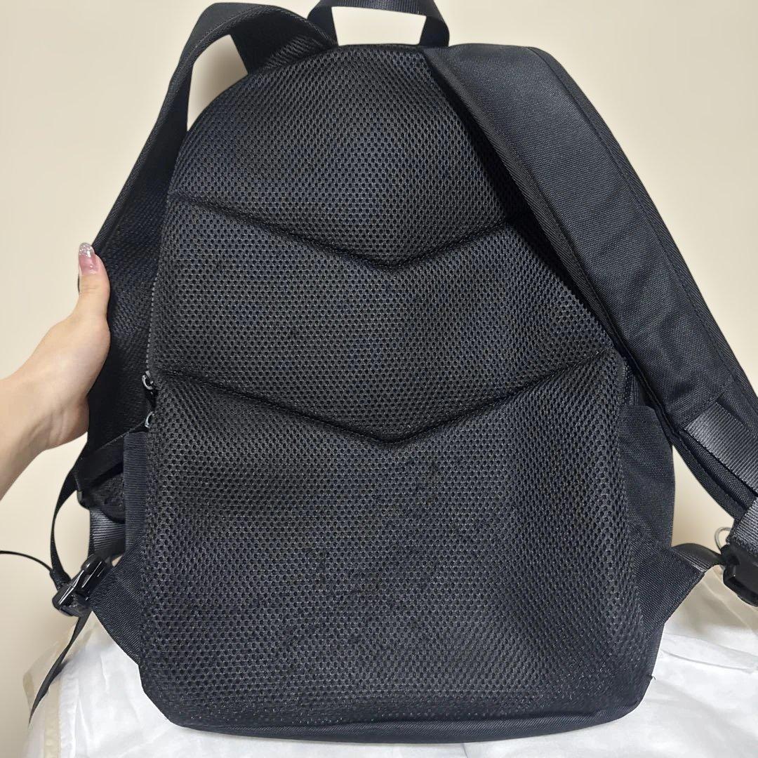 マリークワント MARY QUANT ライトラインデイジー リュック