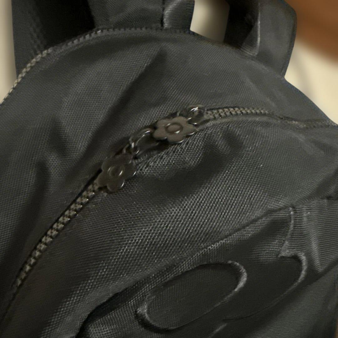 マリークワント MARY QUANT ライトラインデイジー リュック