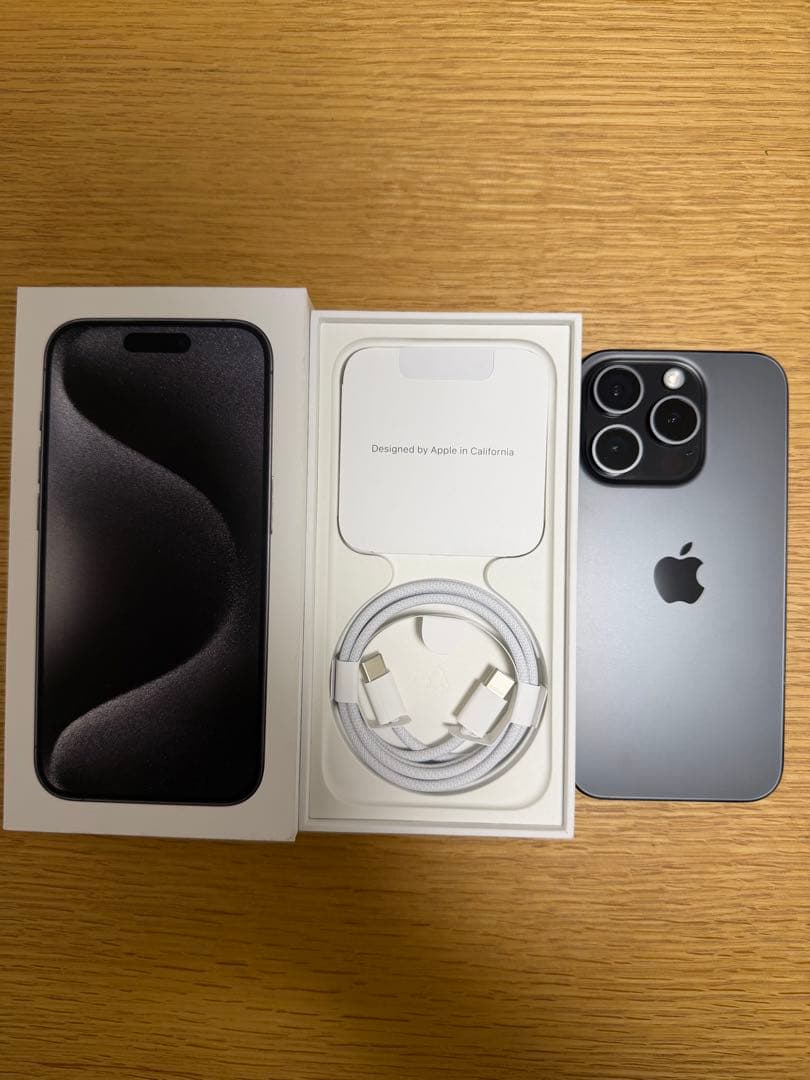 Apple iPhone 15Pro ブラック256ギガ　本体