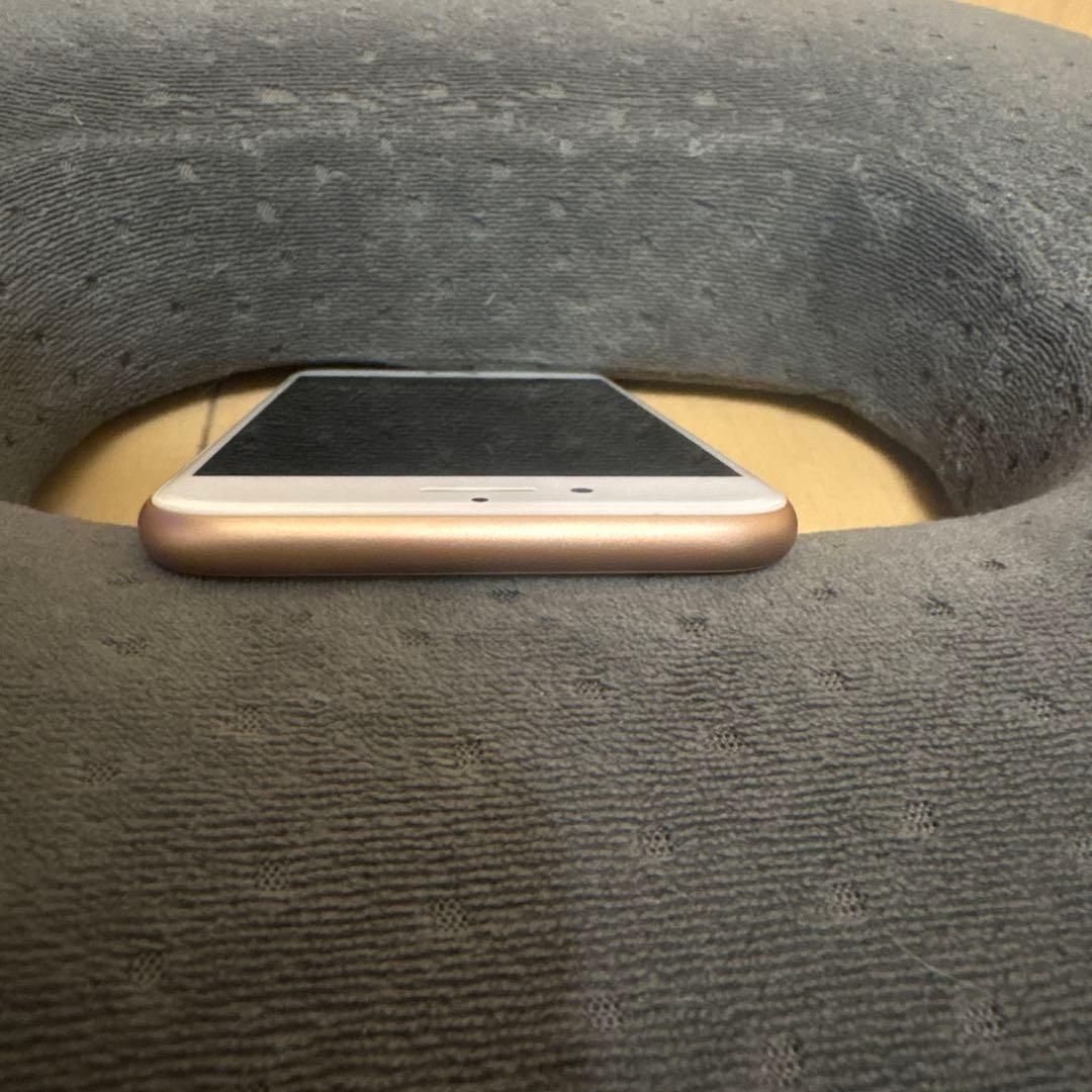 iPhone8 SIMロックあり（SoftBank）