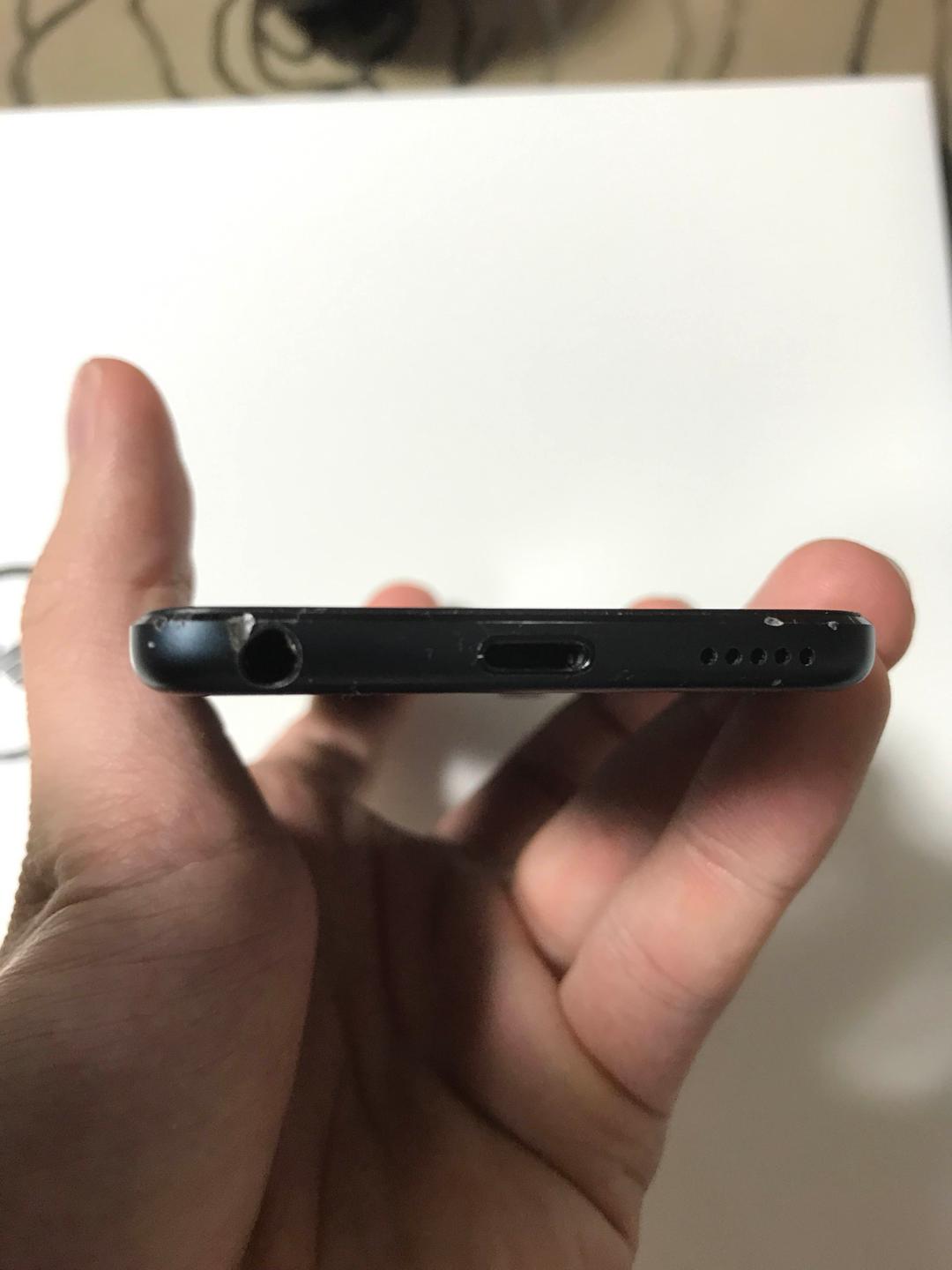 iPod touch第5世代 32GB ブラック&スレート