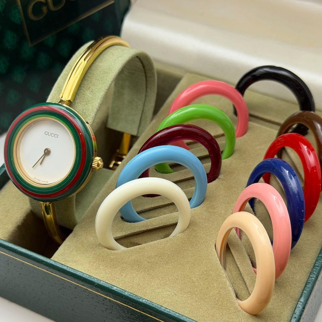 【高騰中】グッチ　チェンジベゼル　クォーツ　箱説保　ベゼル11個付