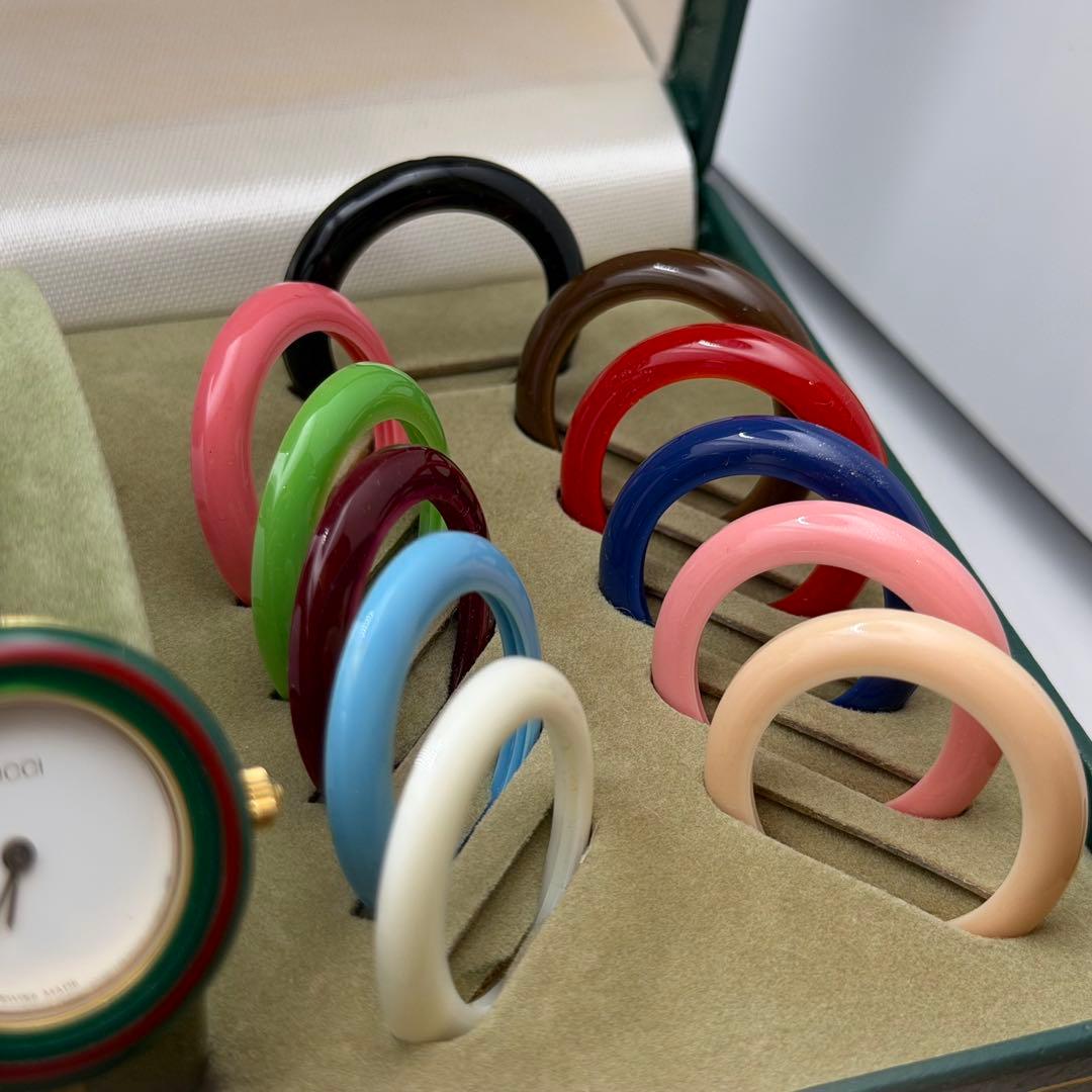 【高騰中】グッチ　チェンジベゼル　クォーツ　箱説保　ベゼル11個付