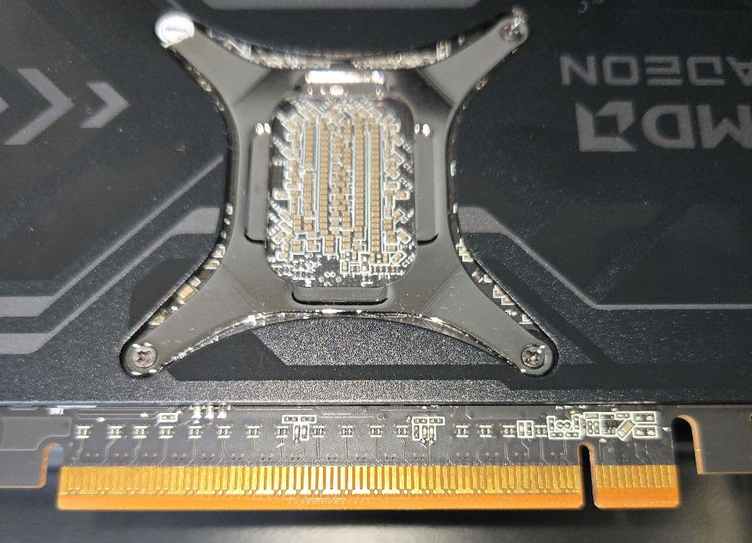 グラフィックボード・グラボ・ビデオカード ASRock Radeon RX 9070 XT 16GB