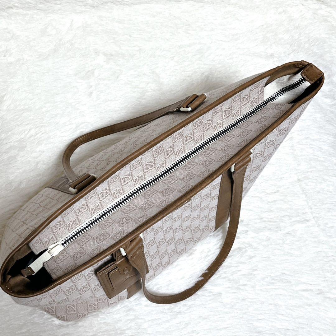 ​【未使用級】ジョーダン モノグラム トートバッグ 総柄 ベージュ