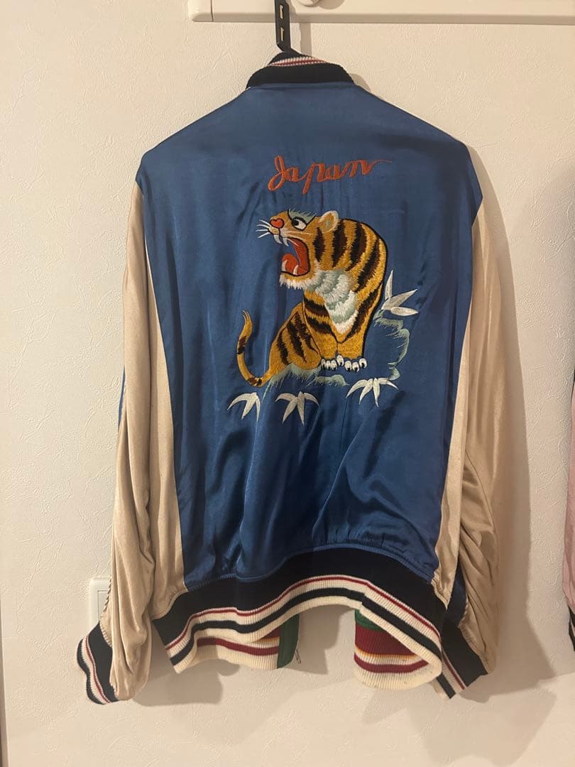 ダイリク　22awスカジャン青