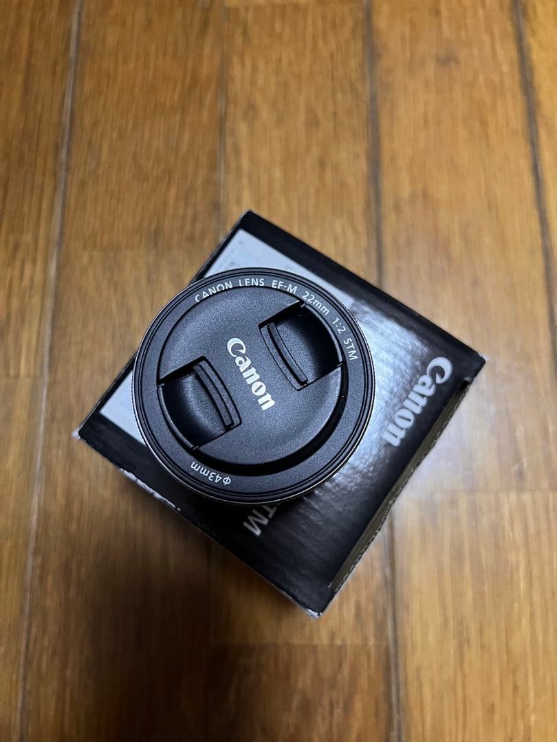 Canon EF-M 22mm f/2 STM レンズ 本体
