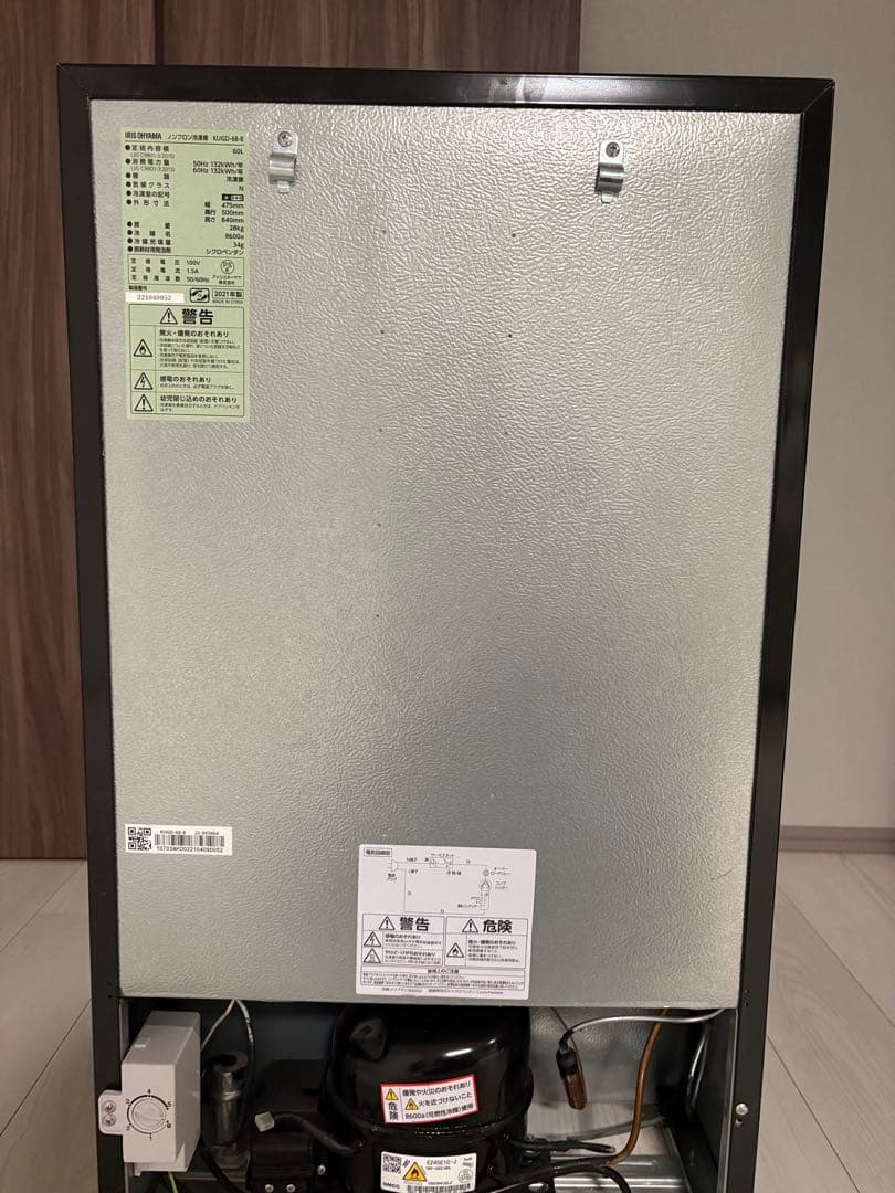 ◎値下げ中◎ 冷凍庫 小型 アイリスオーヤマ 60L ブラック