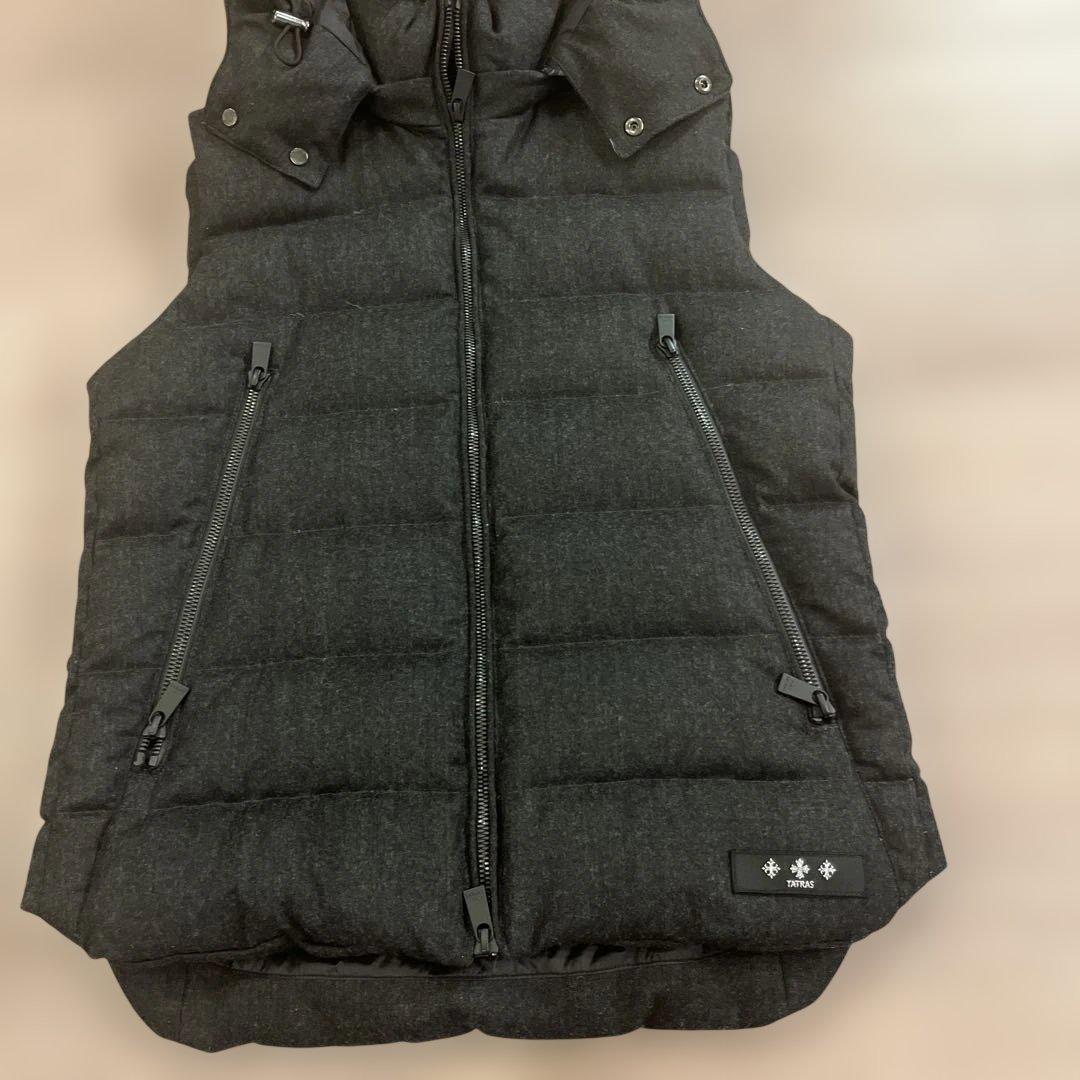 タトラスダウンベスト01 グレー