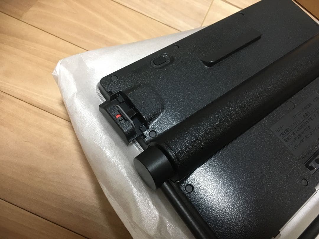 【新品】Panasonic ポータブル防水テレビ 10型 UN-10CN10-K