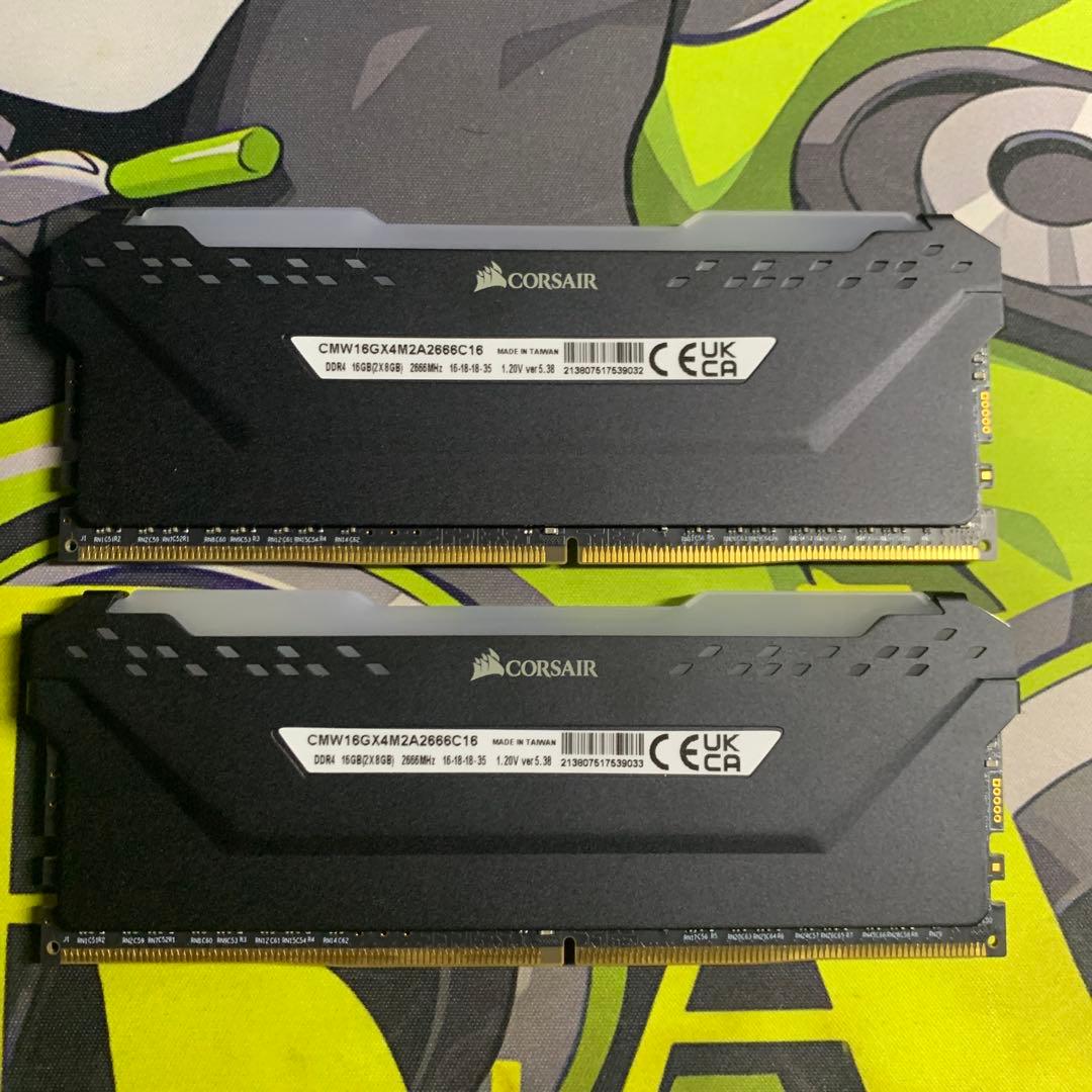 メモリー CORSAIR VENGEANCE RGB PRO 16GB (8GB x2)