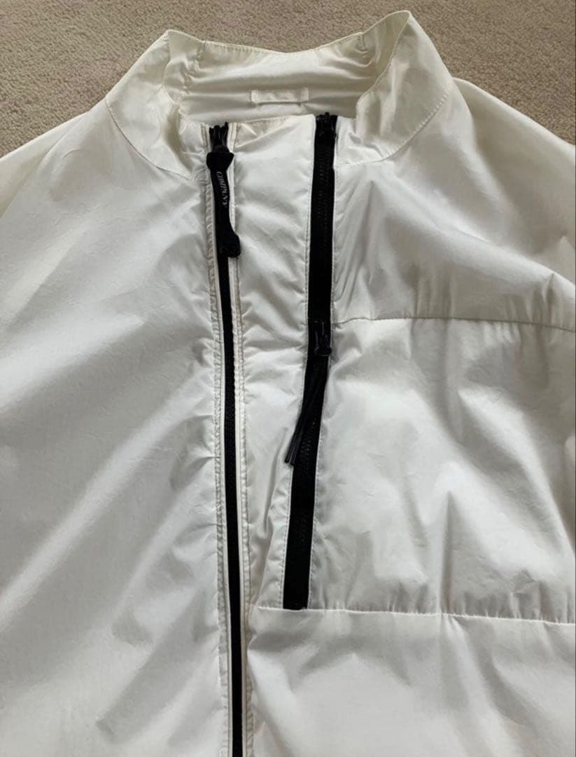 c.p company ナイロンシェルジャケット