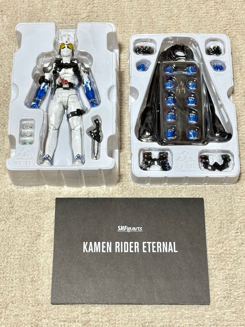 S.H.Figuarts 真骨彫製法 仮面ライダーエターナル