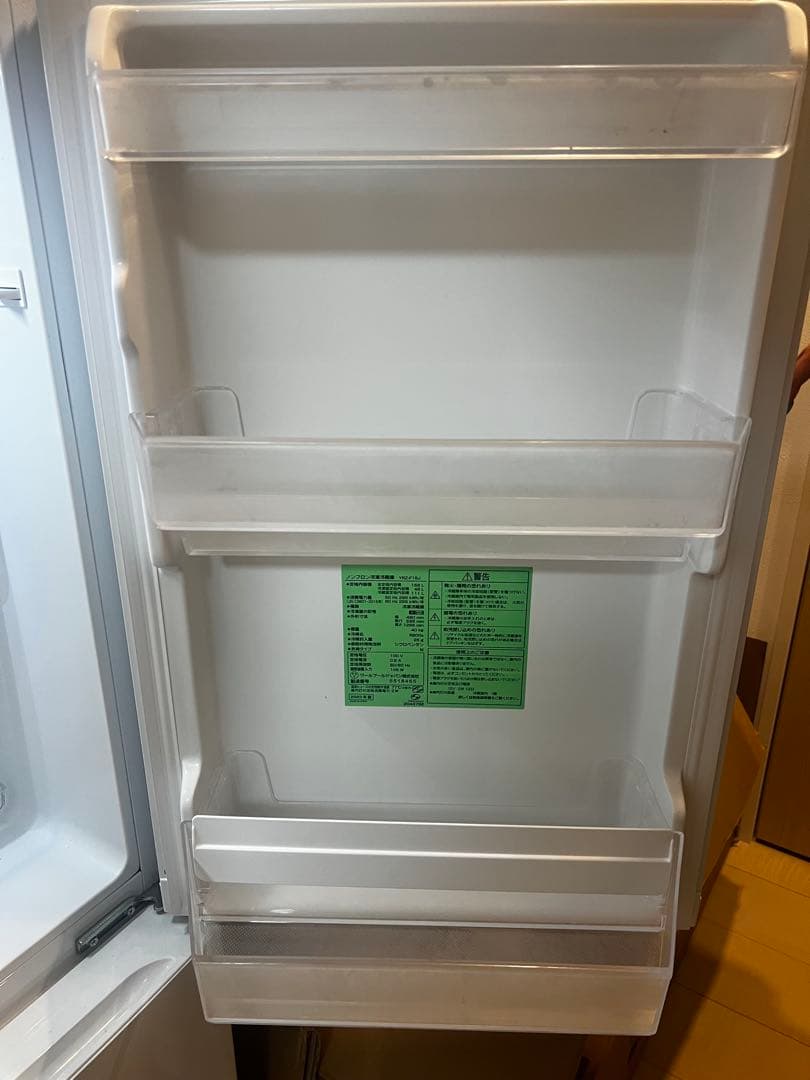 【明日21（月）まで！】送料込み　ホワイト 2ドア冷蔵庫 LED照明付き