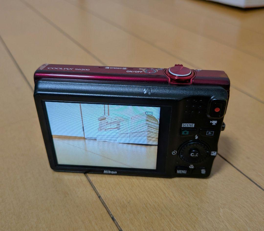 Nikon COOLPIX S6200 ブリリアンレッド