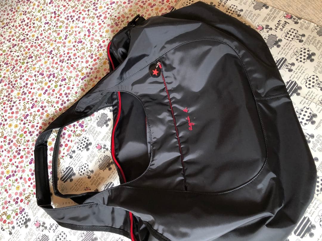 新品タグ付き アニエスベー￼ マザーズバッグ