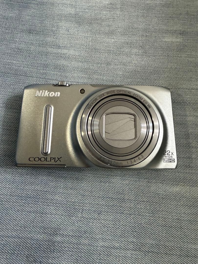 Nikon coolpix s9500 シルバー