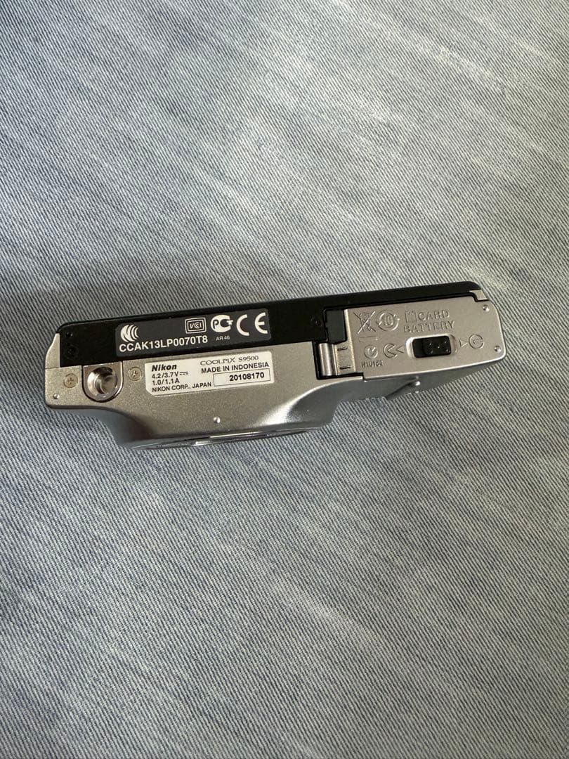 Nikon coolpix s9500 シルバー