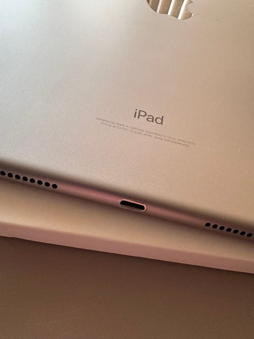 ひ*よ様 iPad Pro 10.5インチ 512GB➕Smart Keyboa