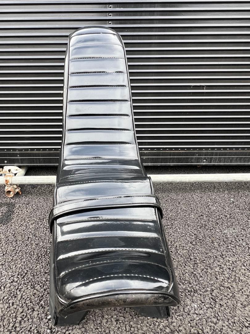 SUZUKI⭐︎gs400エナメル三段シート☆