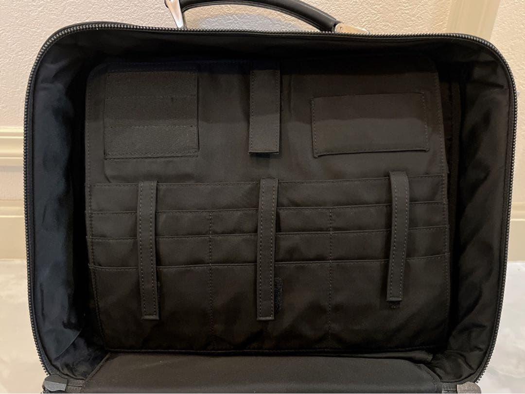 PRADA ビジネスバッグ 2way ショルダーバッグ ブラック ナイロン