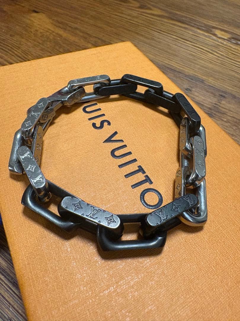 Louis Vuitton リンクチェーンブレスレット