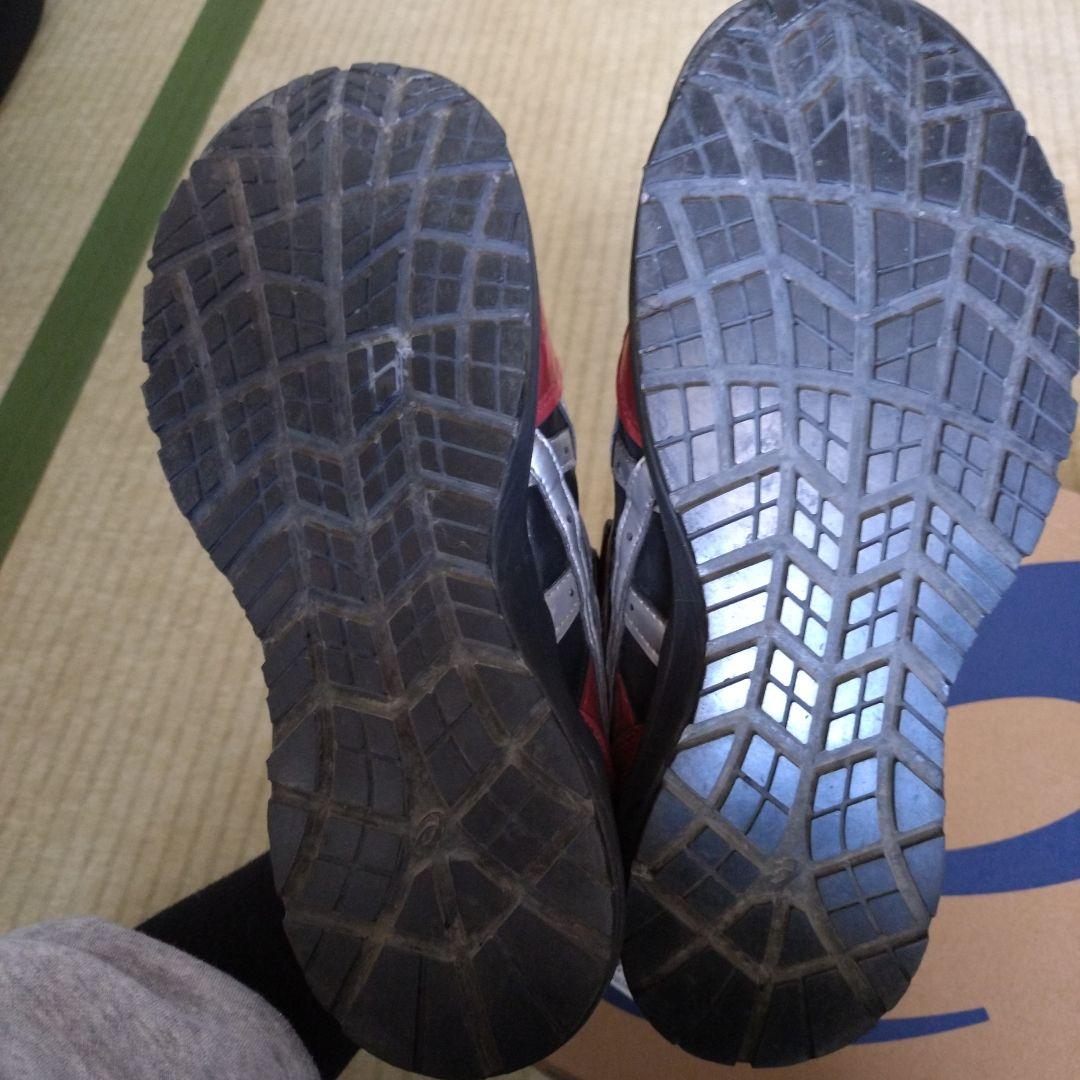 CP306 限定　ブラックXレッドメタリックxシルバー　アシックス　安全靴