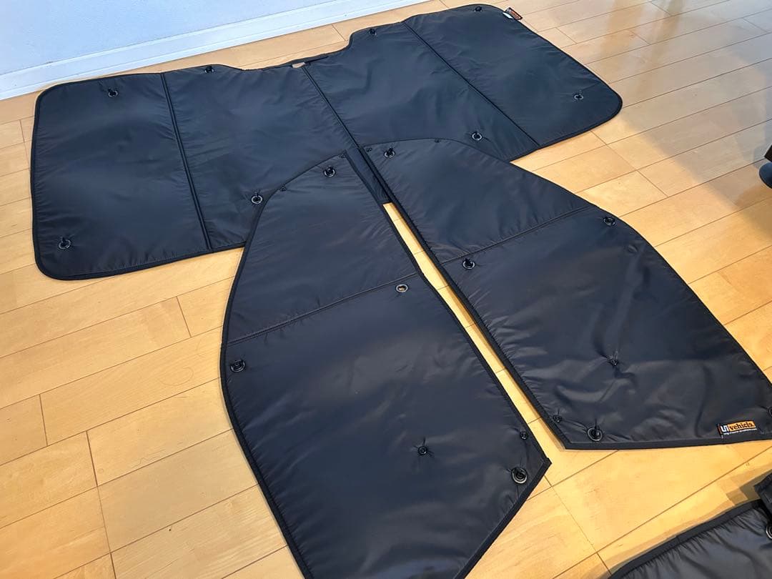 UI vehicle 遮光パッド ８面　ハイエースバン　ユーアイビークル