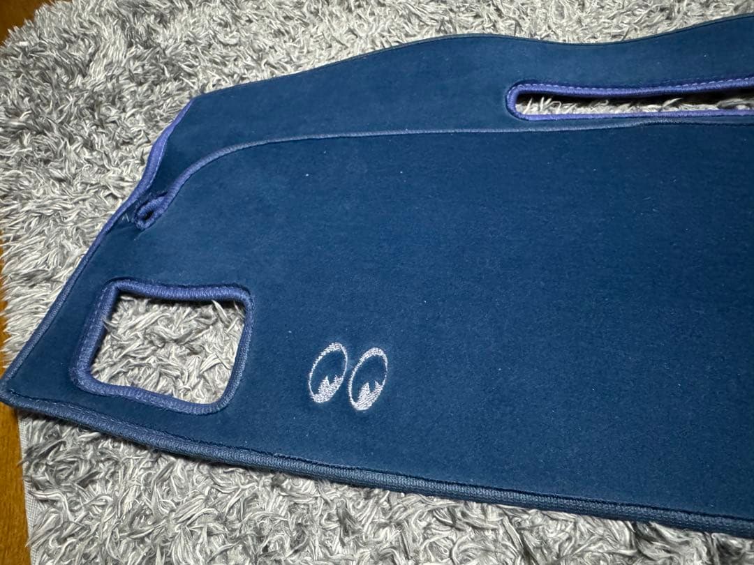 gx70G マークIIワゴン　ムーンアイズ　ダッシュマット ネイビーブルー