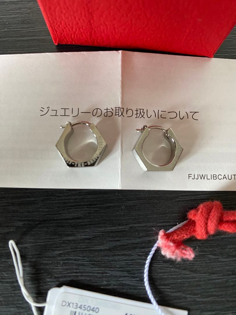 ディーゼルDIESEL フープピアス