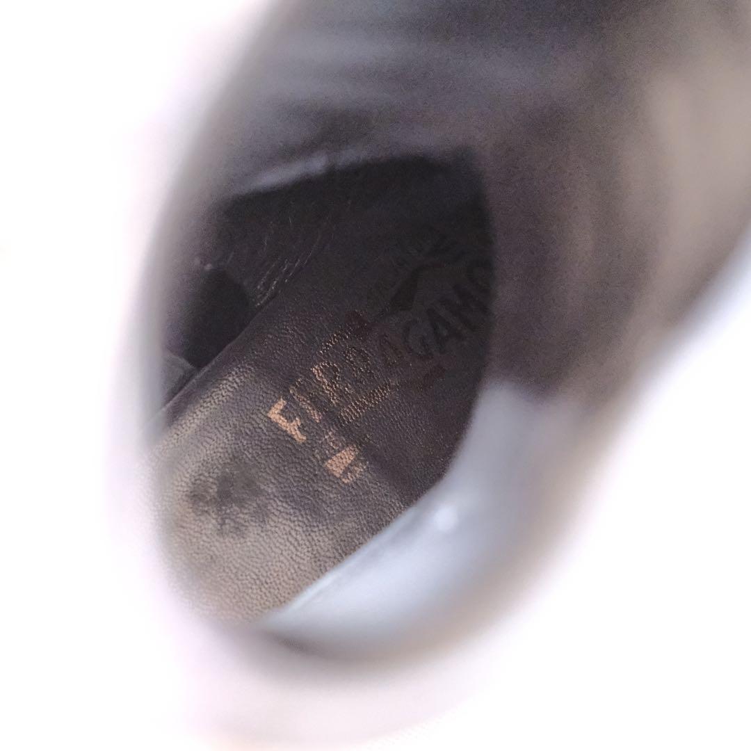 美品サルヴァトーレフェラガモヴァラベルトロングブーツ黒5.5C