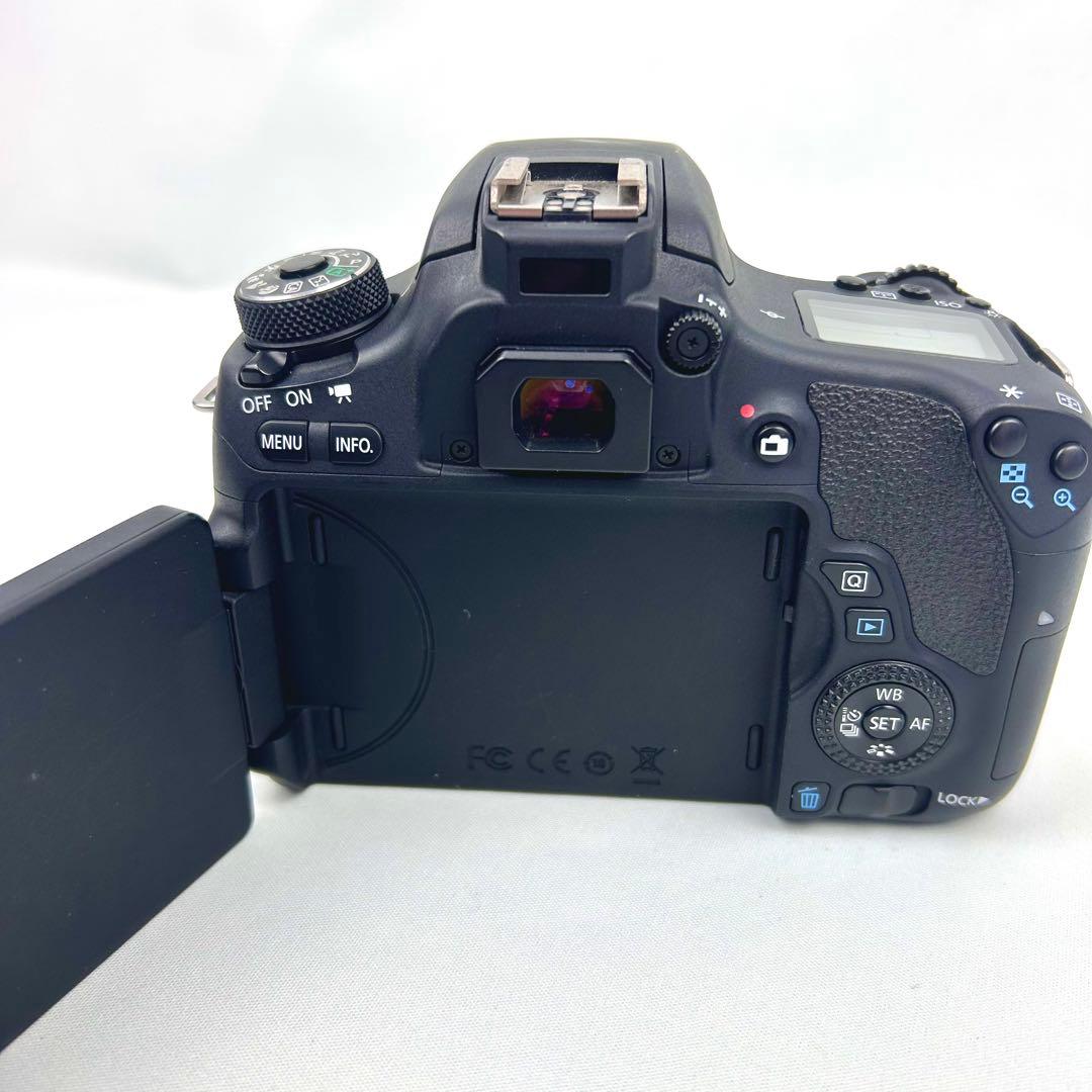 【訳アリ】Canon EOS 8000D ボディ 一眼レフカメラ