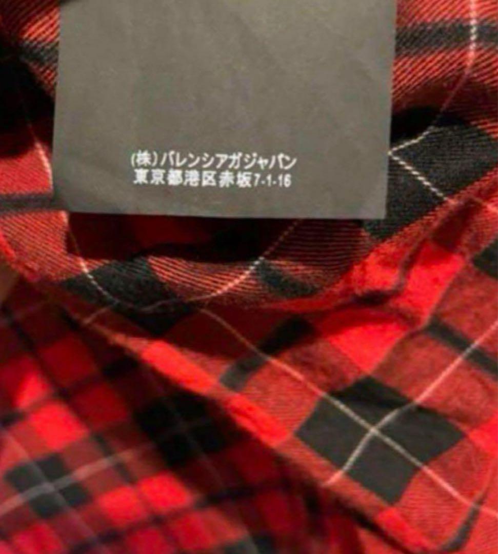 バレンシアガ　ロゴプリントシャツ