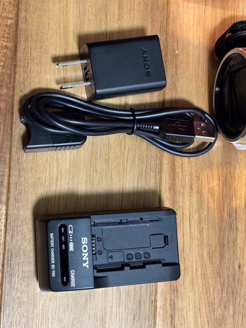 【美品】SONY HDR-CX675 ビデオカメラ 本体・　大容量バッテリー