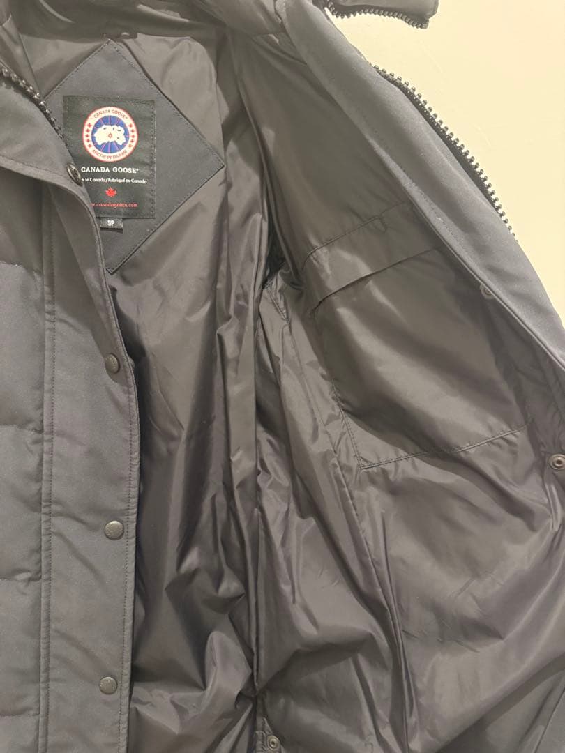   ネイビー　ダウンジャケット　マッケンジー