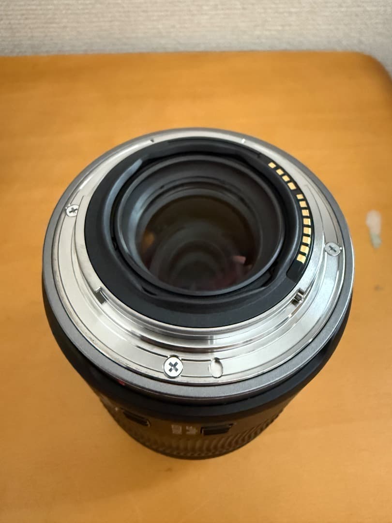 Canon 24-105mm ズームレンズ 本体、フィルター、フード付き