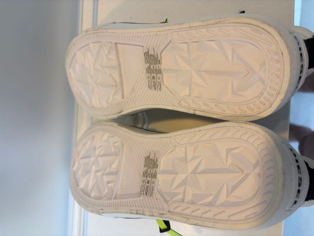 DIESEL ホワイトハイカットスニーカー