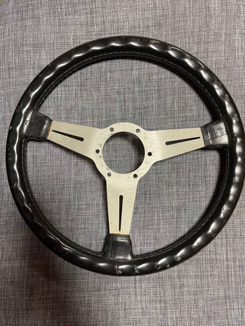 ナルディ ステアリング 3本スポーク