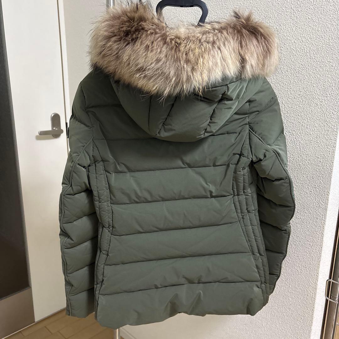 美品　タトラス　02 ダウンジャケット　カーキ　ファー付　スペランツァ