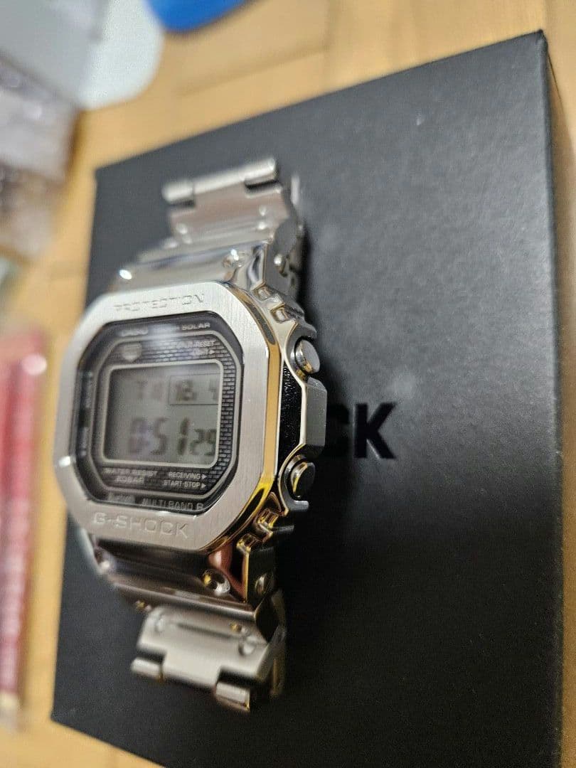 【新品同様】G-SHOCK GMW-B5000D-1JFフルメタル【国内正規品】